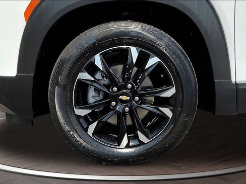 Used 2023 Chevrolet TrailBlazer LT w/ Convenience Package FWD image 37