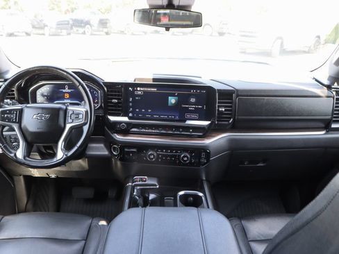 Used 2025 Chevrolet Silverado 1500 LT Trail Boss w/ LT Trail Boss Premium Package AWD/4WD image 27