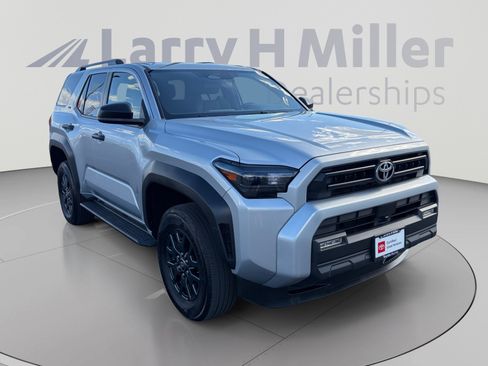 Used 2025 Toyota 4Runner TRD Sport Premium AWD/4WD image 7