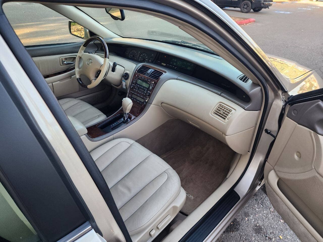 Used 2003 Toyota Avalon XLS FWD image 21