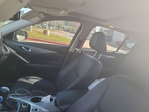 Used 2016 INFINITI Q50 3.0t Premium w/ Cargo Package image 10