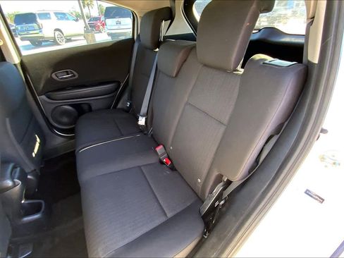 Used 2016 Honda HR-V LX image 19