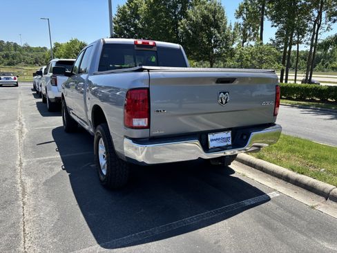 Used 2019 RAM 1500 Classic SLT w/ Luxury Group AWD/4WD image 14