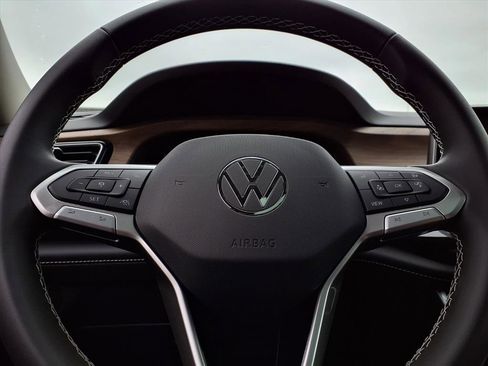 New 2026 Volkswagen Atlas SE image 23