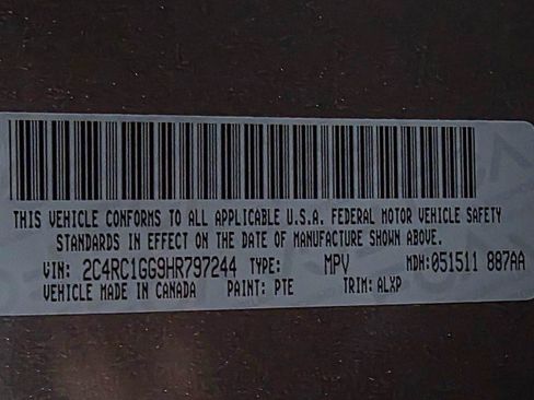 Used 2017 Chrysler Pacifica Limited image 54