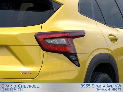 New 2025 Chevrolet Trax RS w/ Driver Confidence Package image 11