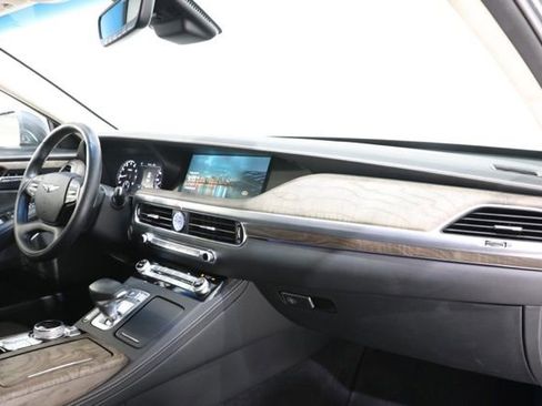 Used 2021 Genesis G90 3.3T Premium RWD image 16
