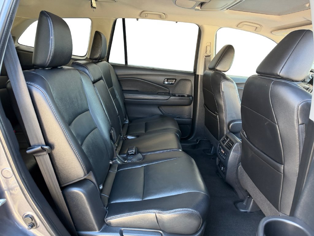 Used 2020 Honda Pilot Touring image 20
