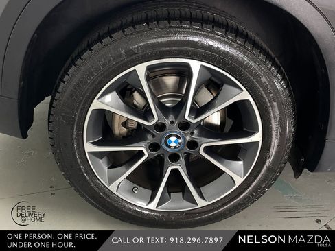 Used 2018 BMW X5 xDrive40e image 13