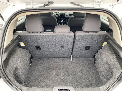 Used 2014 Ford Fiesta SE w/ Equipment Group 201A image 25