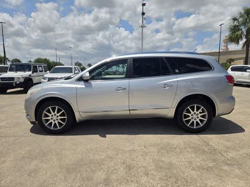 Used 2015 Buick Enclave Leather FWD image 3