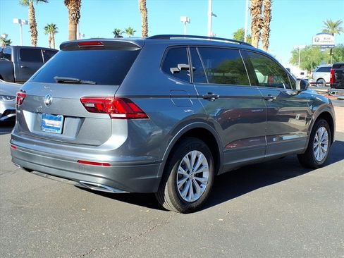 Used 2020 Volkswagen Tiguan S image 5