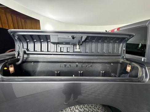 Used 2017 RAM 1500 Big Horn AWD/4WD image 46