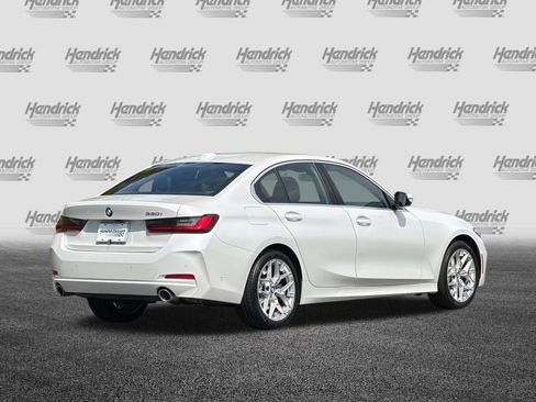 Certified 2025 BMW 330i Sedan image 5