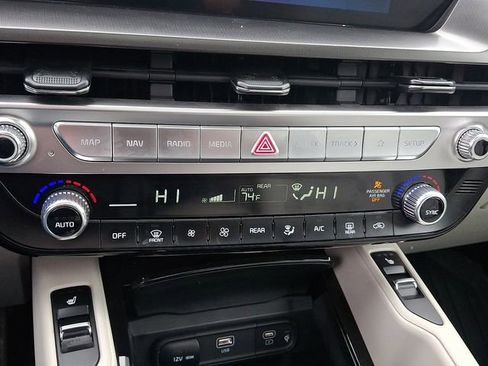 Used 2024 Kia Telluride S w/ S Sunroof Package image 18