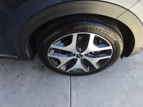 Used 2017 Kia Sportage SX w/ Paint Protection Package FWD image 9