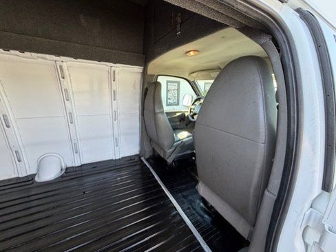 Used 2006 Chevrolet Express 3500 Extended image 18