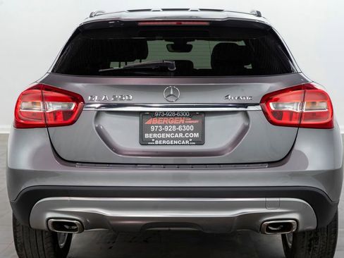 Used 2016 Mercedes-Benz GLA 250 4MATIC image 14