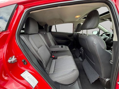 Used 2024 Subaru Crosstrek 2.0i Premium AWD/4WD image 35