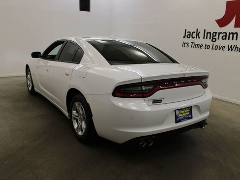 Used 2023 Dodge Charger SXT RWD image 3