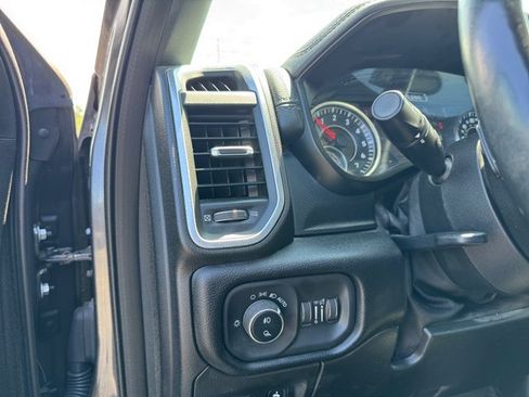 Used 2019 RAM 1500 Laramie w/ Sport Appearance Package AWD/4WD image 32