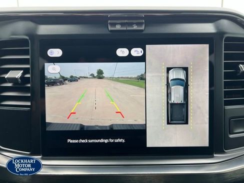 Used 2025 Ford F250 Lariat w/ FX4 Off-Road Package AWD/4WD image 32