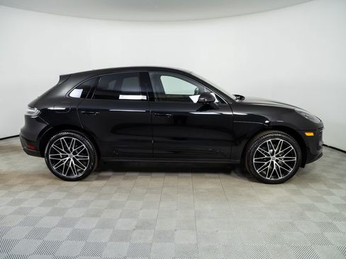 New 2026 Porsche Macan image 28