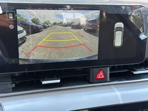 New 2026 Kia Carnival LXS FWD image 13