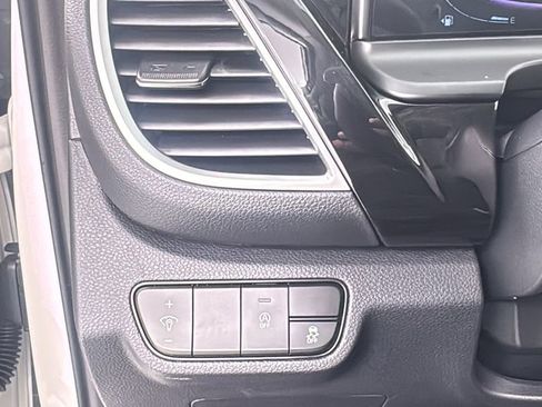 New 2026 Kia Seltos S image 32