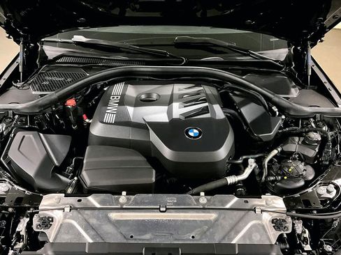 Used 2025 BMW 330i xDrive Sedan w/ M Sport Package AWD/4WD image 29
