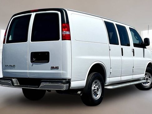 Used 2024 GMC Savana 2500 w/ Driver Convenience Package RWD image 6