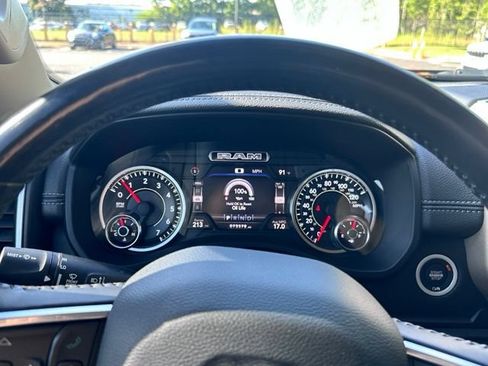 Used 2021 RAM 1500 Laramie AWD/4WD image 25