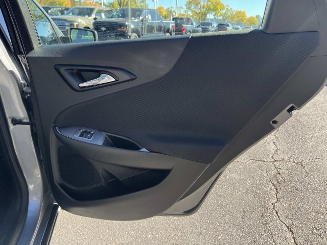 Used 2023 Chevrolet Malibu LT FWD image 30