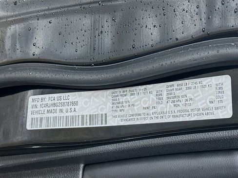 New 2025 Jeep Grand Cherokee Limited image 36