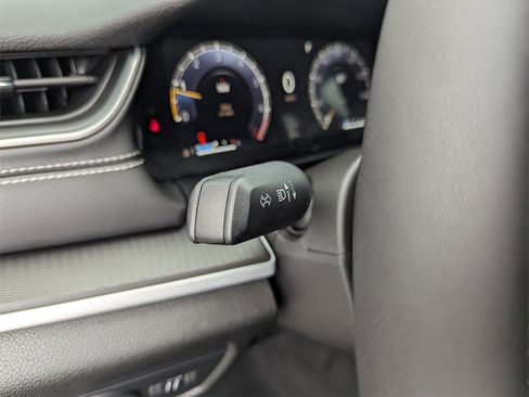 New 2025 Jeep Grand Cherokee L Laredo w/ Luxury Tech Group I image 20