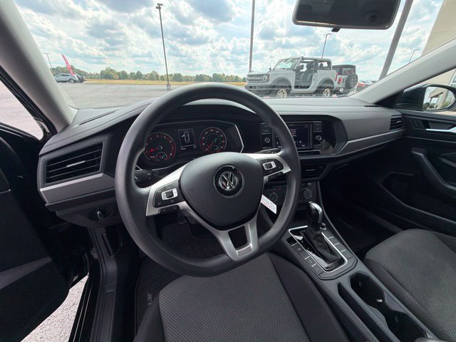 Used 2021 Volkswagen Jetta FWD image 11