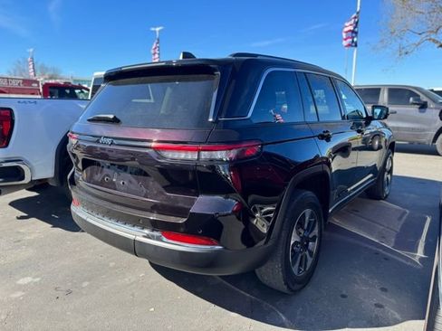 Used 2022 Jeep Grand Cherokee Limited 4xe image 6