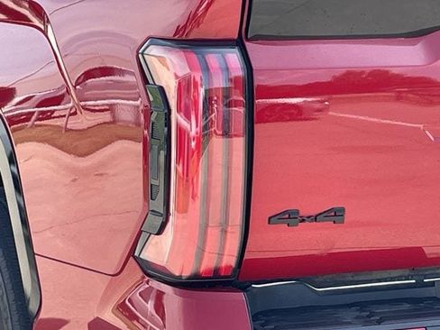 Used 2024 Toyota Tundra Platinum AWD/4WD image 6