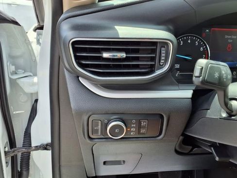 Used 2023 Ford Explorer XLT w/ Equipment Group 202A image 17