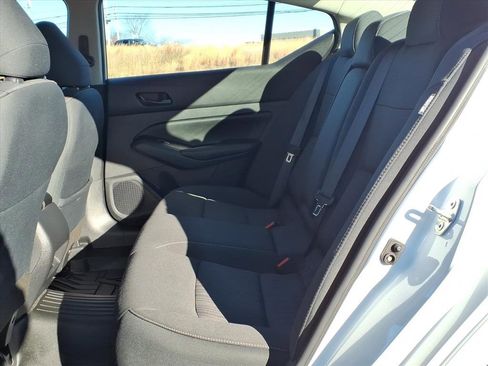 Certified 2024 Nissan Altima 2.5 SV image 30