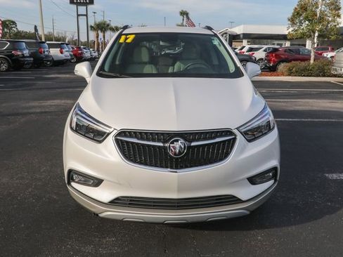 Used 2017 Buick Encore Essence image 2