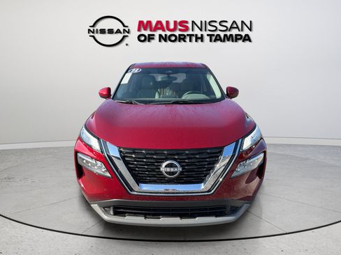 Certified 2023 Nissan Rogue SV FWD image 3