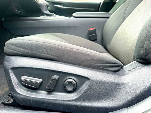 Used 2023 Toyota Camry LE image 14