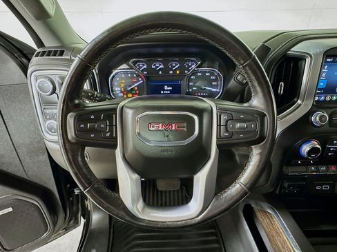 Used 2021 GMC Sierra 1500 Elevation w/ Preferred Package RWD image 9