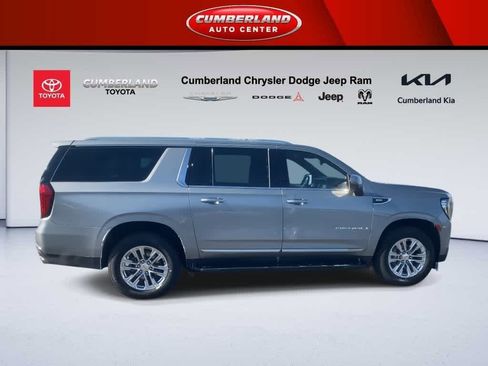 Used 2024 GMC Yukon XL Denali image 9