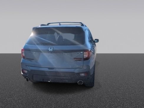 Used 2023 Honda Passport TrailSport image 8