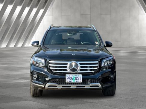 Certified 2025 Mercedes-Benz GLB 250 4MATIC image 9