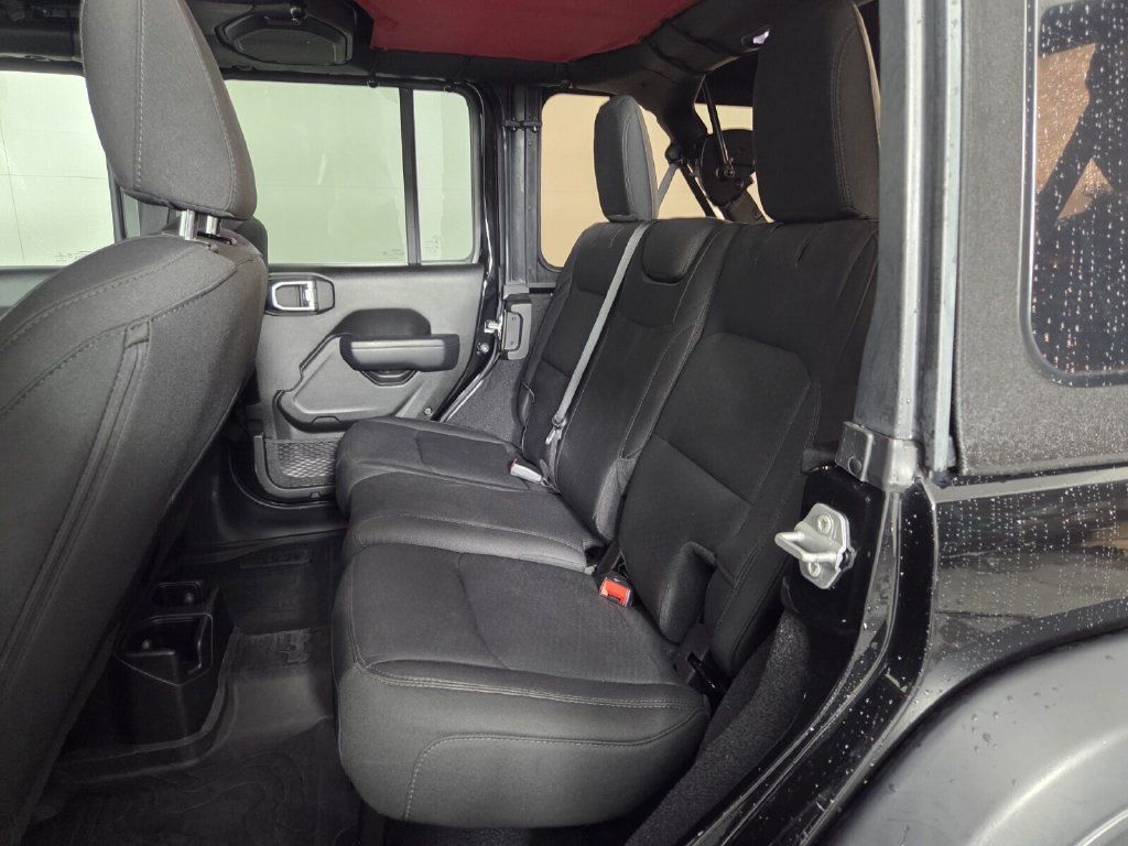 Used 2022 Jeep Wrangler Unlimited Sport AWD/4WD image 44