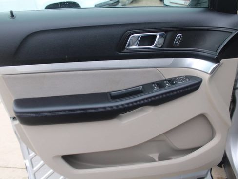 Used 2018 Ford Explorer 4WD image 21