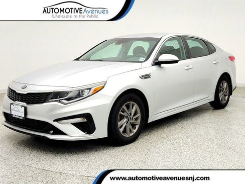 Used 2020 Kia Optima LX FWD image 1